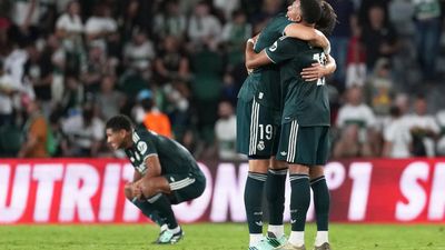 Kylian Mbappé and Real Madrid defeat Elche despite late scare