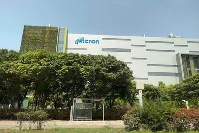 Micron's $50B Boise Chip Plant Goes Viral Again, but Only 3,500 of Its 17,000 Expected Jobs Will Be at Micron