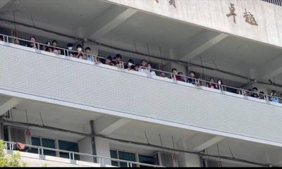 驚悚瞬間曝光！新加坡婦遭國光客運輾壓命危 對面國中學生全嚇傻