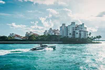 Billionaires are flocking to these 3 Florida localities—here's how much they save in state taxes