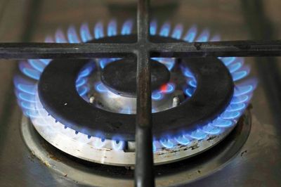 Fact check: UK household energy bills and Dover protesters