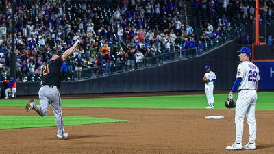 SI:AM | Mets’ Sean Manaea Thinks Curtain Call for Pete Alonso Was ‘Crazy’