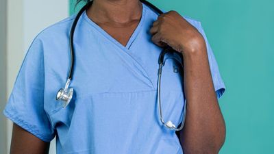 Black nurse pulls onto the wrong North Carolina driveway. Then an off-duty officer and his wife turn their guns on her: ‘We’re going to shoot you’