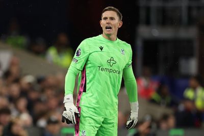 Crystal Palace: Dean Henderson signs new lucrative contract as injury return date revealed