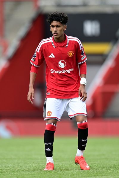 Why does JJ Gabriel want to leave Manchester United - and can he be deregistered?