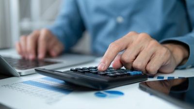 A $500 Monthly Debt Payment Sounds Good — Until You See How Long It Takes to Pay Off $25,000