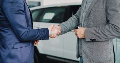 7 Financial Red Flags to Watch for When Buying a Car