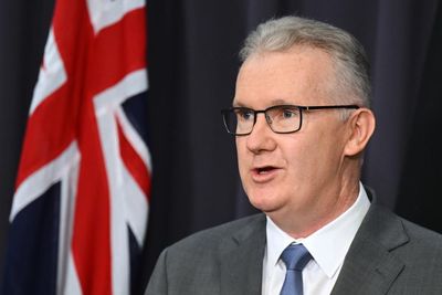 Queensland to create outback boot camps for youth offenders – as it happened