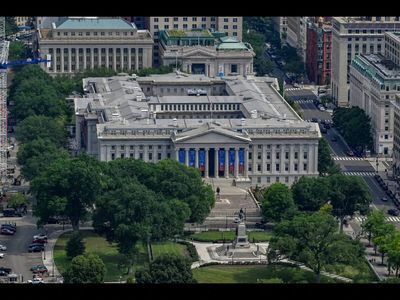 Shorter-dated US Treasury yields surge in anticipation of another Fed rate hike