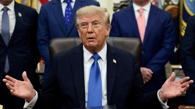 Trump threatens EU with tariffs over 'laughable' Canada association plan
