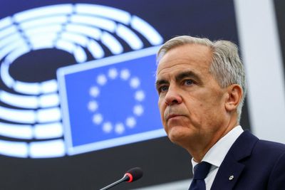 Carney accuses Trump of weaponising trade after president condemns ‘laughable’ EU-Canada membership