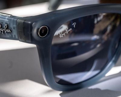 Albanese government considers ‘world-leading’ ban on smart glasses in public offices and buildings