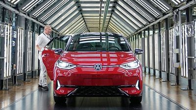 Germany turns on Brussels as Chinese car sales on track to exceed 1m in 2026