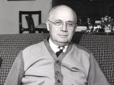 In 1928, Otto Rohwedder's bread-slicing machine debuted at a Missouri bakery; within a year, orders outpaced his company's ability to fulfill them