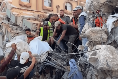 'Still Hearing Voices': War-Damaged Tower Collapses on Ten Families in Gaza City, Killing 21