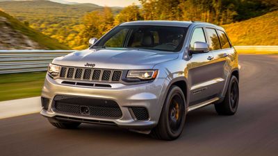 Why Buy A Jeep Grand Cherokee Trackhawk? It's A 707-HP Family SUV For Around $60,000