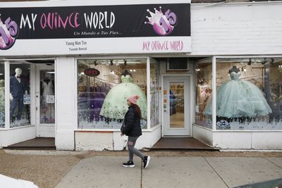 Latino Businesses Are Booming. Getting Loans Just Got Harder In 2026 As SBA Rules, Cautious Banks Limit Credit