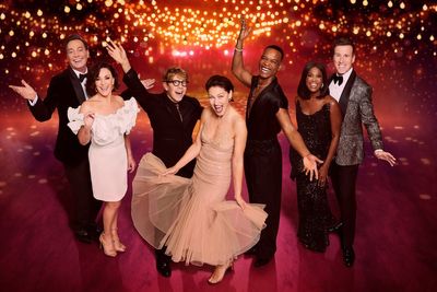 Emma Willis: Stars paired up in way ‘never done before’ in Strictly launch show