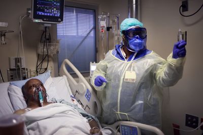 Hospital Antibiotic Cefepime Tied to Small Possible Rise in 30-Day Deaths in Review of 110 Trials