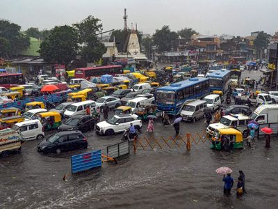 Gujarat weather today: Monsoon remains active, rain forecast in Ahmedabad, Rajkot and Surat