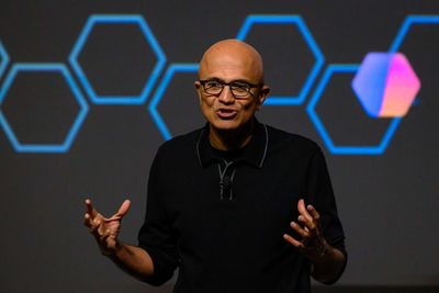 Microsoft CEO Satya Nadella lauds Seattle tech community's strengthening ties with India