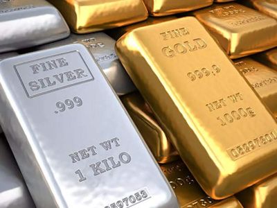Gold prices at Rs 1.52 lakh/10 gram, silver gains Rs 1,000/kg as falling oil lends support. Key levels to track