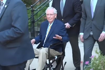 'Elder Abuse' Claims Explode Over Mitch McConnell as Senator Is Wheeled in and Appears To Need Help Voting