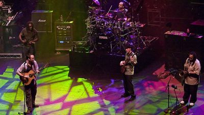 Band’s Tours Cut Waste: Dave Matthews Band turns concerts into green project; fans join eco-activities