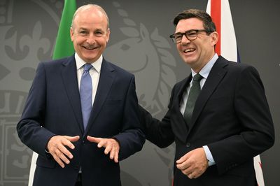 Burnham vows to ‘deepen relationship’ with EU as he hosts Ireland’s Martin