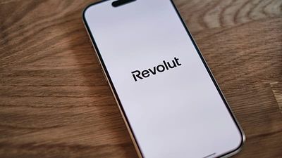 Revolut weighs dual listing in New York and London for its long-awaited IPO