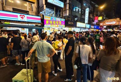 北市府禁夜市「洋流」標語？綠營批：蔣家是戒嚴第1品牌