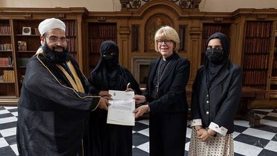 Archbishop withdraws award to Muslim cleric who called Osama bin Laden 'Muslim warrior'