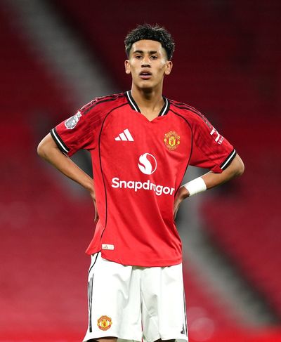 Michael Carrick issues JJ Gabriel update with warning to Manchester United