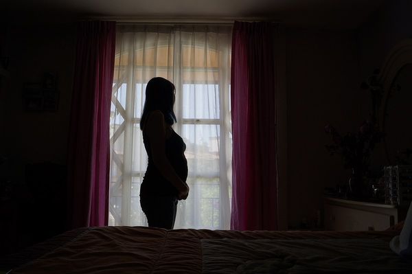 ICE Stopped Tracking Miscarriages as Record Numbers of Pregnant Immigrants Entered Detention, Report Finds