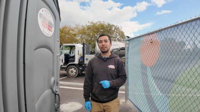 31-year-old California entrepreneur builds $4.3 million portable-toilet business