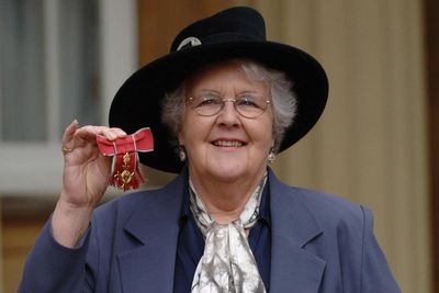 Coronation Street and Waiting For God star Stephanie Cole dies aged 84