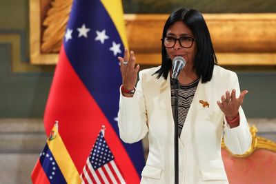Venezuela closing in on deal to move $4bn gold reserves from Bank of England to New York