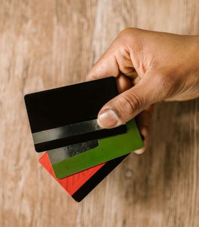 You Have 5 Credit Cards but Only Use 2: Should You Close the Others?