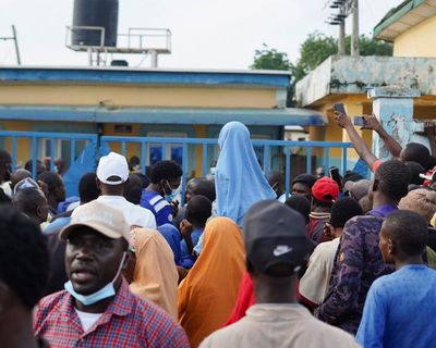 Survivors recount panic and struggle to breathe in Nigerian prison cell where 37 died