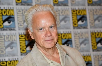 Tim Robbins Leaves Silo With a New Project and a Chilling Warning: 'Don't Trust Anyone Who Says They'll Save You' - INTERVIEW