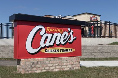 The $15 Fast-Food Lunch Is Becoming Normal — Here’s What the Same Money Buys at 5 Chains