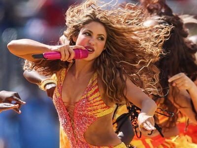 Shakira bought a four-bedroom Miami mansion for $1.075 million in 2001, sold it for $1.8 million four years later: Singer’s early real estate move as she conquered the US music market