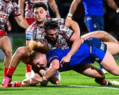 Wakefield break new ground and reach Super League playoff semi-finals after eliminating Leigh