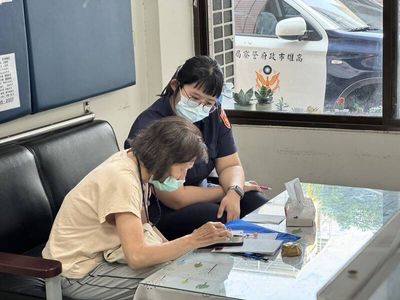 76歲獨居阿嬤陷困境 高雄女警暖心伸援手