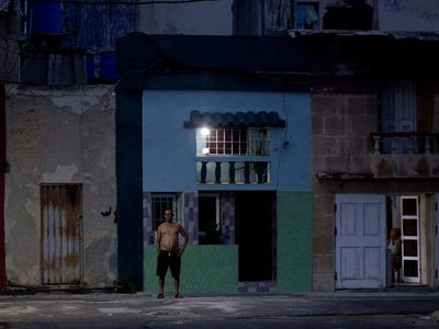 Cuba's electrical grid collapses again, plunging island into darkness