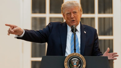 'Will not be deflected from our duty': CNN holds ground after Trump ban, no access to White House