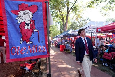 Mockery emanates from Ole Miss' Grove on the day of Lane Kiffin's return to campus with LSU