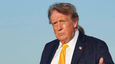 Something big brewing? Trump abruptly leaves Camp David, returns to White House