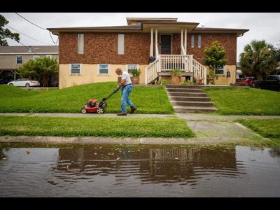Colorado homeowners have a narrow fall window for their final lawn cut - here’s when to stop mowing in 2026