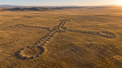 Geoglyphs Dated To 800 Bc: Satellite search finds giant steppe shapes; dating places them in Early Iron Age